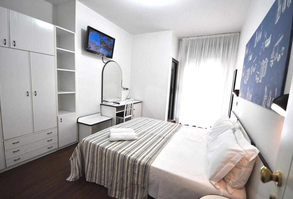 Hotel Adelphi Riccione Luaran gambar