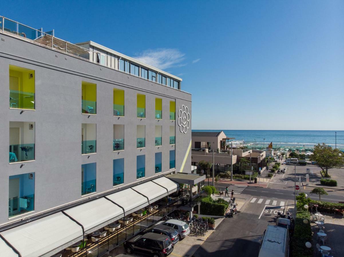 Hotel Adelphi Riccione Luaran gambar